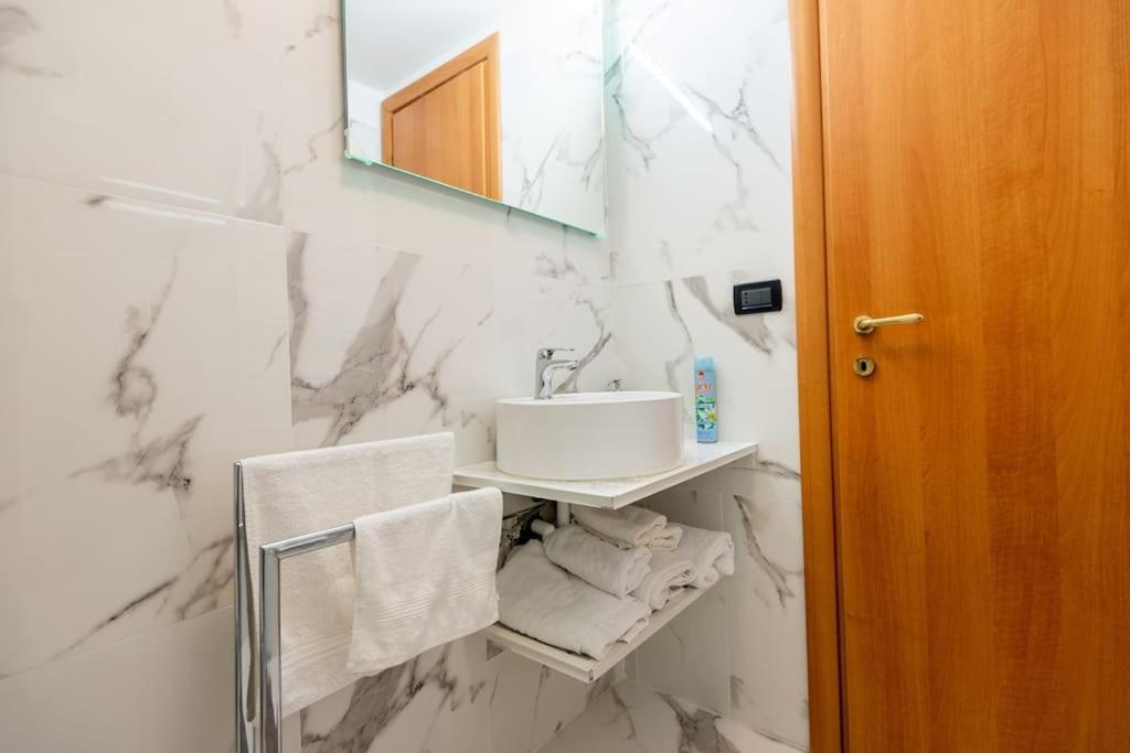 Appartamento Confortevole Cenova Dış mekan fotoğraf